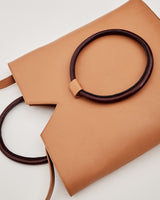 Erin Camel y Burgundy
